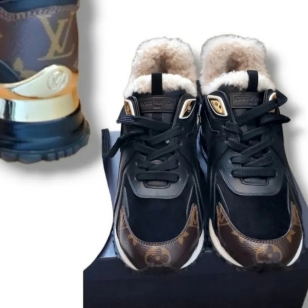 Louis Vuitton experienced seller